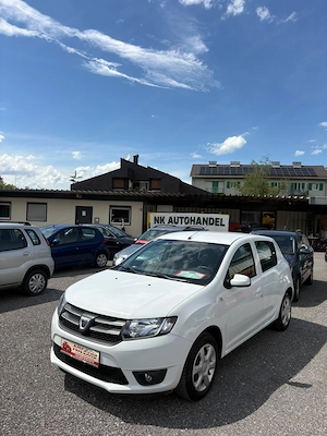 Dacia Sandero 2016 TÜV.6.2027 Bild 5