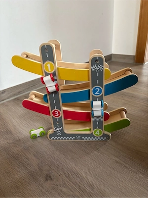 Hape Holz Rennbahn Bild 2