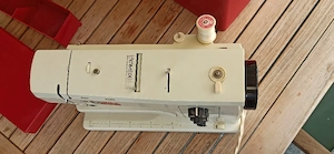 Bernina record 830 mit Koffer und Zubehör Bild 7
