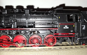Roco Dampflokomotive 62172 BR 50 HO Bild 3