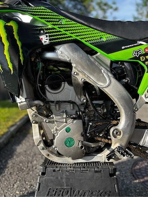 Kawasaki KXF 250 Motocross Bild 8