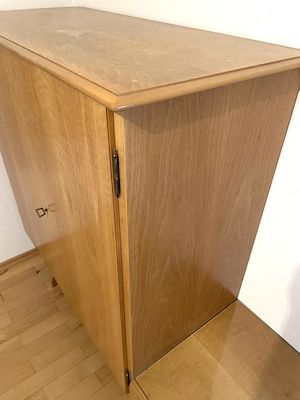 Schrank Echtholzfurnier Bild 3