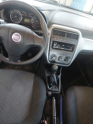 Fiat Punto 1.2 Benziner mit PS 65 Bj 2009  Bild 4