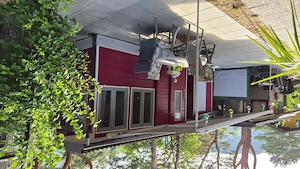 Comersee - Wohnwagen mit Holzvorbau auf Dauerstellplatz zu verkaufen Bild 10