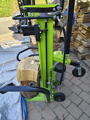 Holzspalter  elektro Zipper ZI-HS 14 Tonnen Bild 5