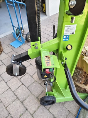 Holzspalter  elektro Zipper ZI-HS 14 Tonnen Bild 4