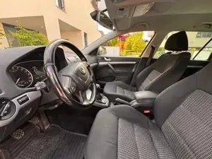 Skoda Oktavia Elegance Bild 4