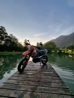 KTM 690 Enduro Bild 4