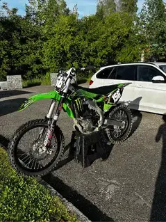 Kawasaki KXF 250 Motocross Bild 2
