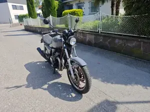 Yamaha XJ 650 Cafe Racer Bild 3