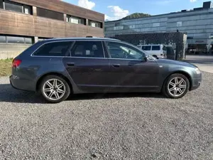 Audi A6 2.7TDi Quattro mit TÜV Bild 2