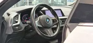 BMW 220 Bild 11