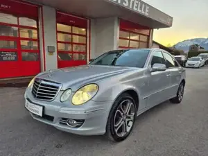 Mercedes-Benz E 220 Bild 6