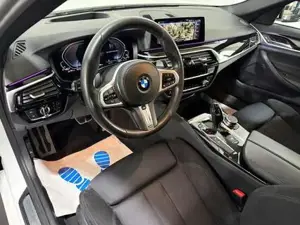 BMW 5er Bild 8