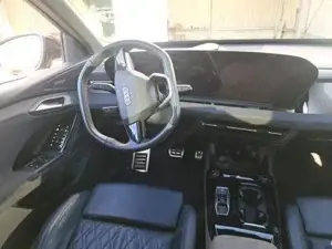 Audi Q6 e-tron SQ6 360 kW (489 PS), Automatik Bild 5