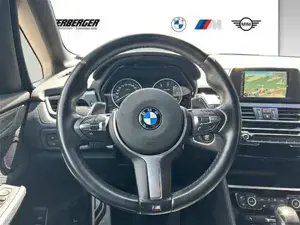 BMW 218d xDrive Active Tourer F45 Bild 9