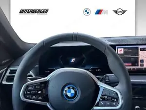 BMW i4 xDrive40 Gran Coupe G26 M Sportpaket DAB Bild 9