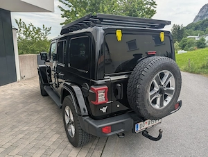 Jeep Wrangler Unlimited 2.0 GME Sahara 4 4 Aut.   272 PS   8-fach bereift Bild 8