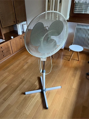 Ventilator weiss