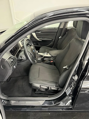 BMW 116 i Advantage *Navi*Rückfahrkamera* Bild 7