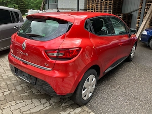 Renault Clio Expression Bild 2