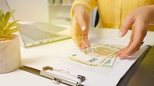 Finanzierungen und Investitionen