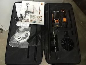 Testo 440 delta p mit Zubehör Strömungsmessgerät Messgerät Lüftungsmessgerät 