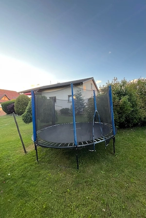 Trampolin zu verschenken Bild 2