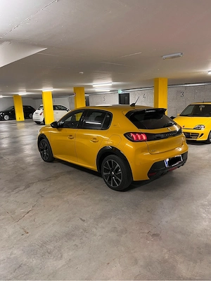 Peugeot 208 GT Pack Bild 6