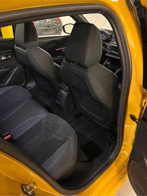 Peugeot 208 GT Pack Bild 9