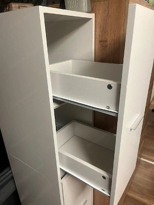 hoher schmaler kasten  Bild 2