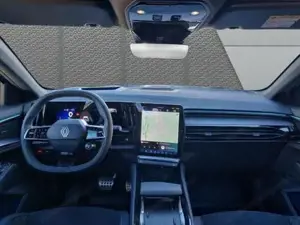 Renault Rafale Bild 14