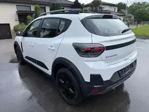 Dacia Sandero Bild 3