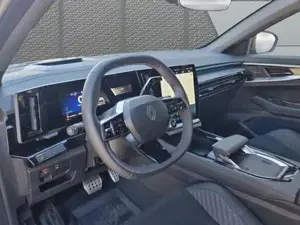 Renault Rafale Bild 12