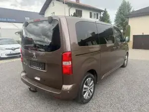 Peugeot Traveller Bild 3