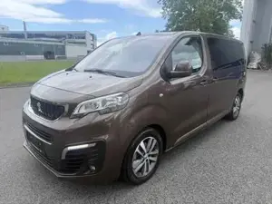 Peugeot Traveller