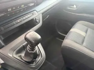 Peugeot Traveller Bild 16