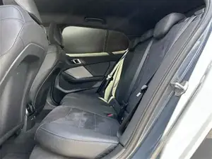 BMW 118d 5-Türer F70 B47 M Sportpaket Head-Up DAB Bild 8