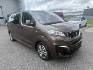 Peugeot Traveller Bild 4