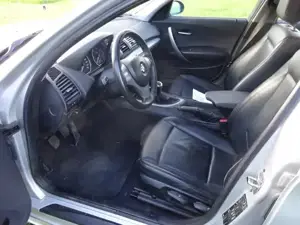 Bmw 118d mit neuem Pickerl Bild 5
