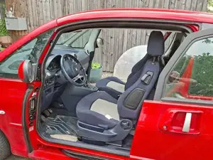 Peugeot 1007 Bild 2