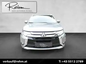 Mitsubishi Outlander Bild 2