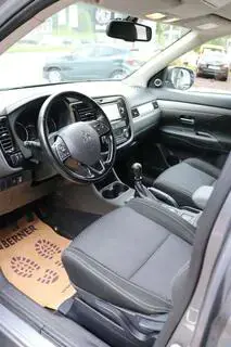 Mitsubishi Outlander Bild 9