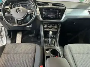 Volkswagen Touran Bild 8