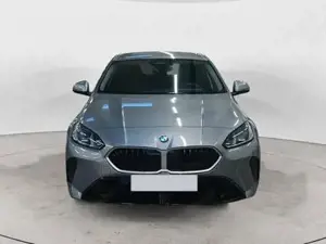 BMW 1er M Sport Design 120 120 kW (163 PS), Automatik, Frontantrieb Bild 3