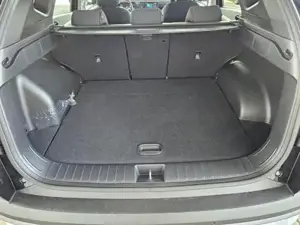 Hyundai TUCSON E-Motion 1.6 T-GDi HEV 2WD / LED ACC 2-Zonen Kl... Bild 8