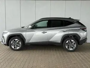 Hyundai TUCSON E-Motion 1.6 T-GDi HEV 2WD / LED ACC 2-Zonen Kl... Bild 2