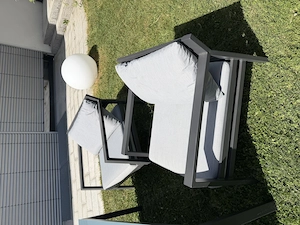 Gartenmöbel   Set bestehend aus Tisch und Sitzgruppe Bild 4