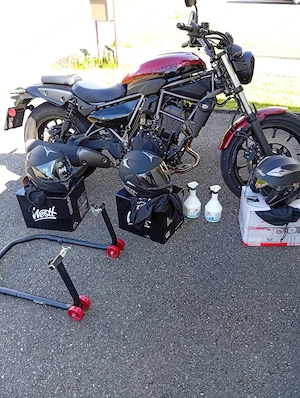 Kawasaki Neu 169 Km, 2 Monate alt. 22 % unter Neupreis