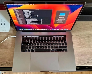 MacBook Pro 15" Touchbar i7 512SSD 16GB Ram Bild 4